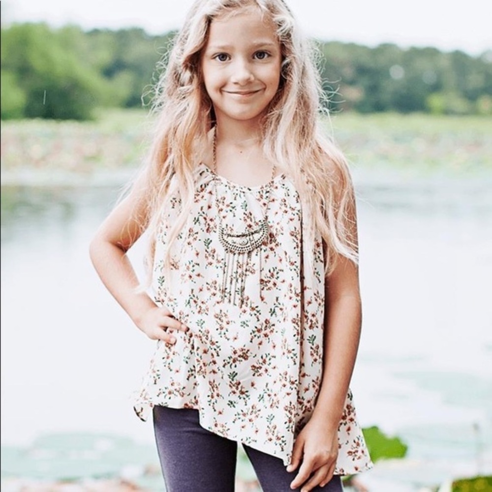 NWT Peyton Bre Floral Tank Top